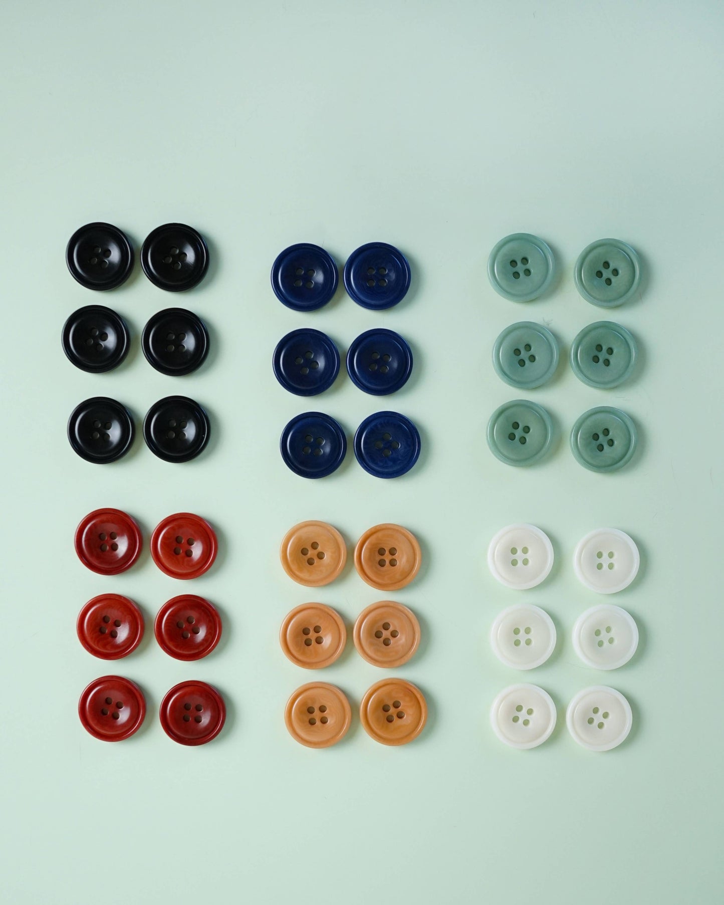 Milk 3/4" Corozo Nut Buttons