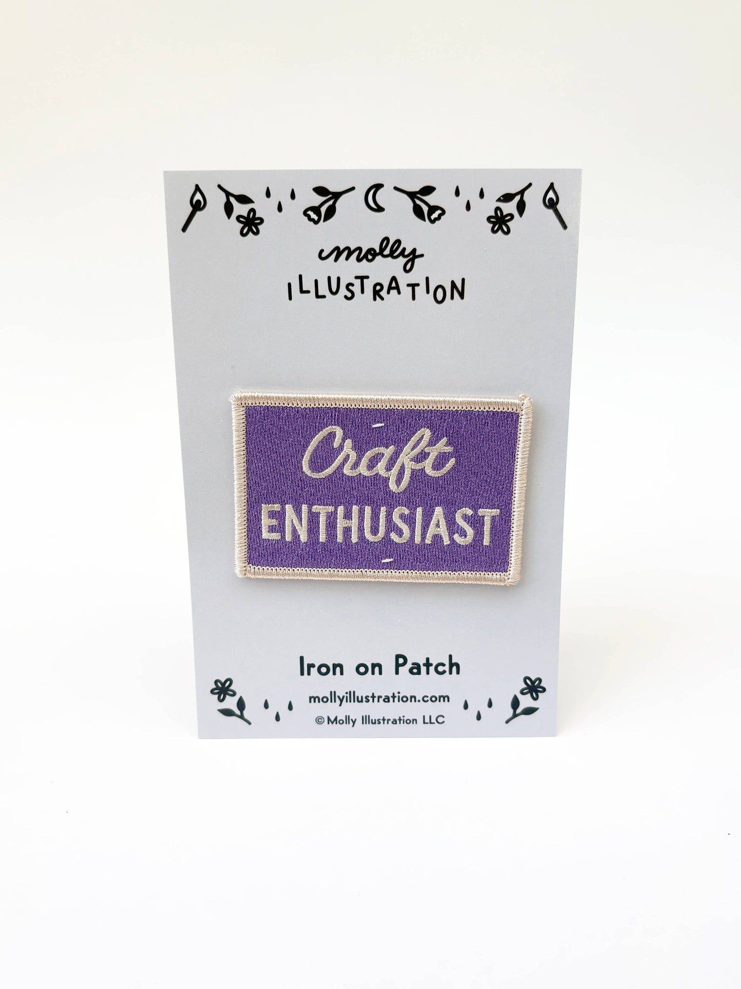 Craft Enthusiast Vintage Style Embroidered Iron On Patch