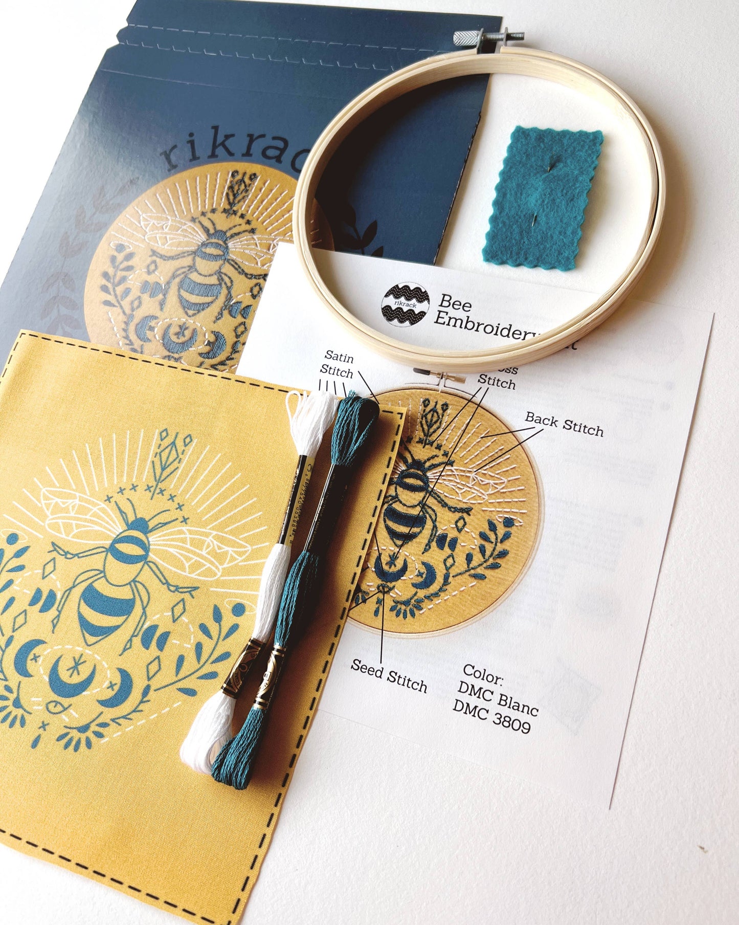 Lovely Bee Embroidery Kit