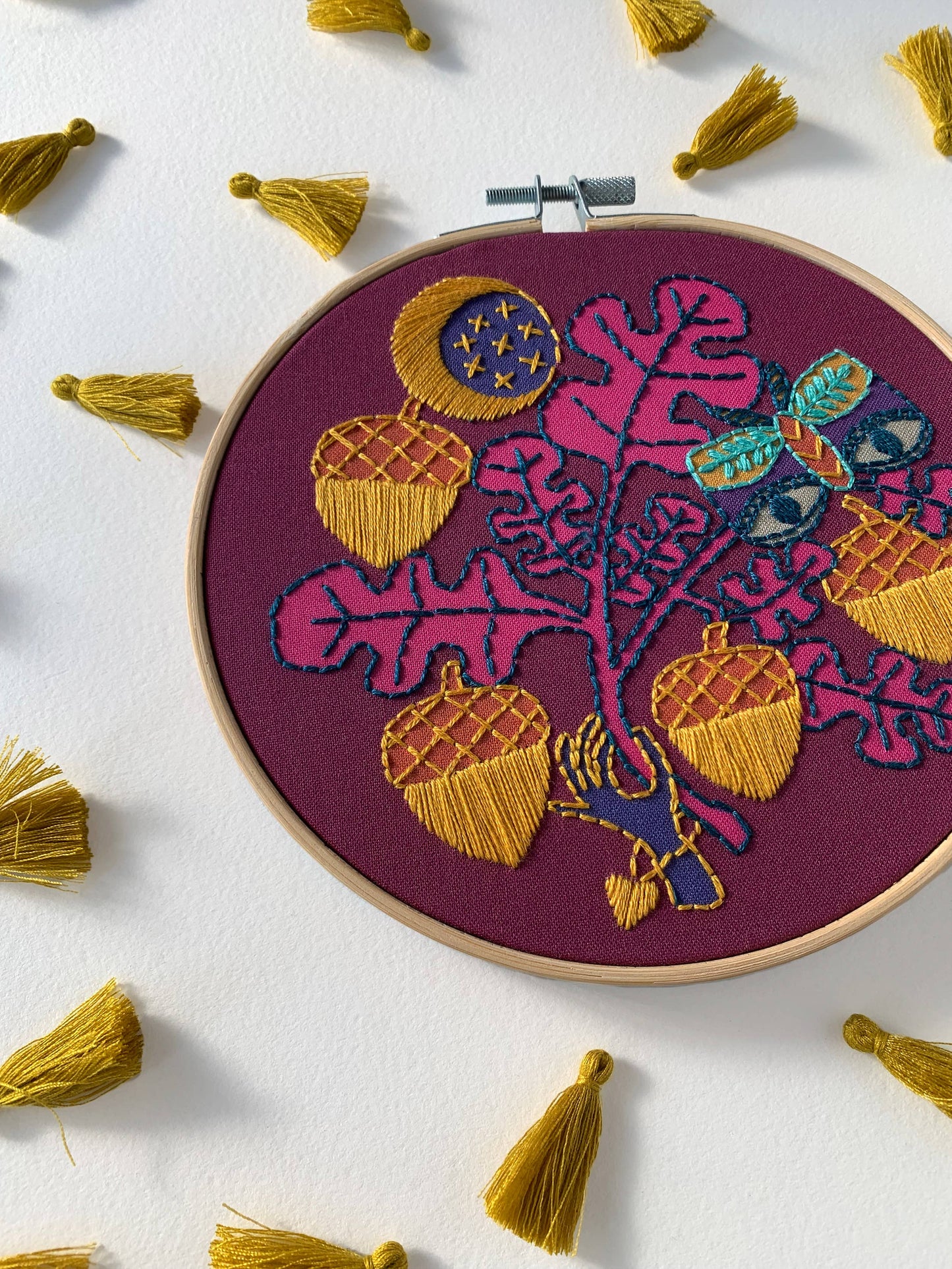 Acorns Embroidery Kit