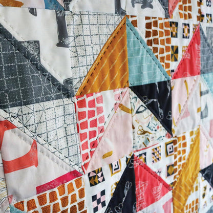 10-Inch Square Quilt Block Book - 40+ Quilt Patterns