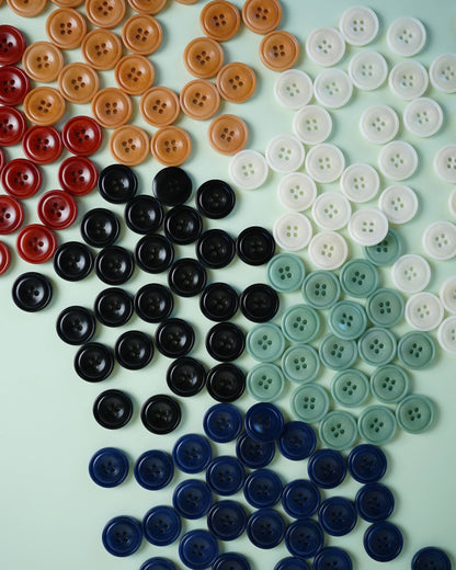 Milk 3/4" Corozo Nut Buttons